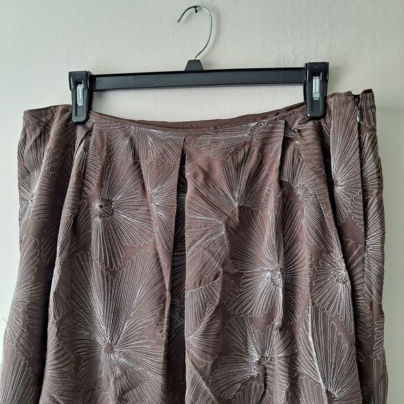 Talbots Pure Silk Skirt Floral Embroidered Pleated A-Line Brown Women Size 18W - Picture 5 of 9